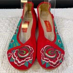 Cinak Women's Red/Blue Floral Shoes/Flats Sz 41 SKU 4918